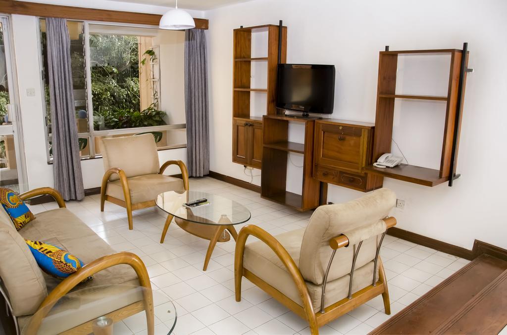 Golf Course Apartments كامبالا المظهر الخارجي الصورة